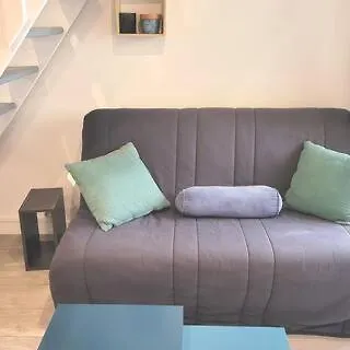 Daire Cosy Dans Avec Piscine Proche De La